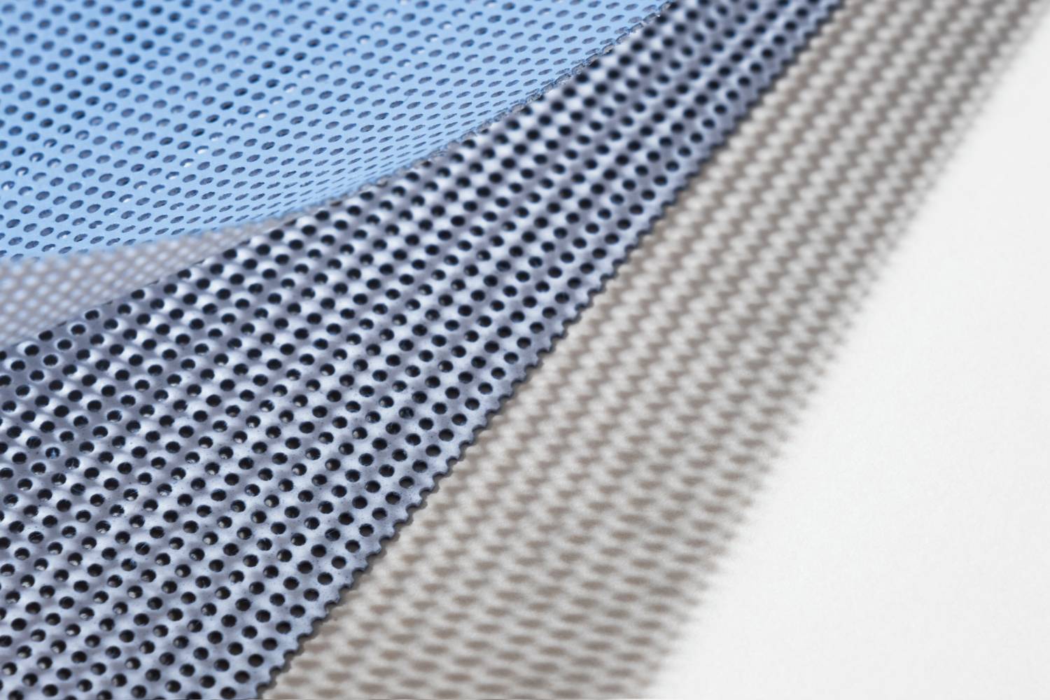 fabric mesh laminated glass, fabric mesh lamination services, decorative fabric mesh lamination, fabric mesh lamination for glass, fabric mesh laminated glass solutions