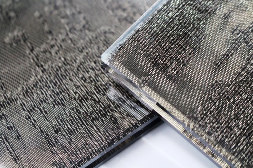 metal mesh lamination, metal mesh glass, metal mesh laminated glass, laminated glass metal mesh, metal mesh lamination services