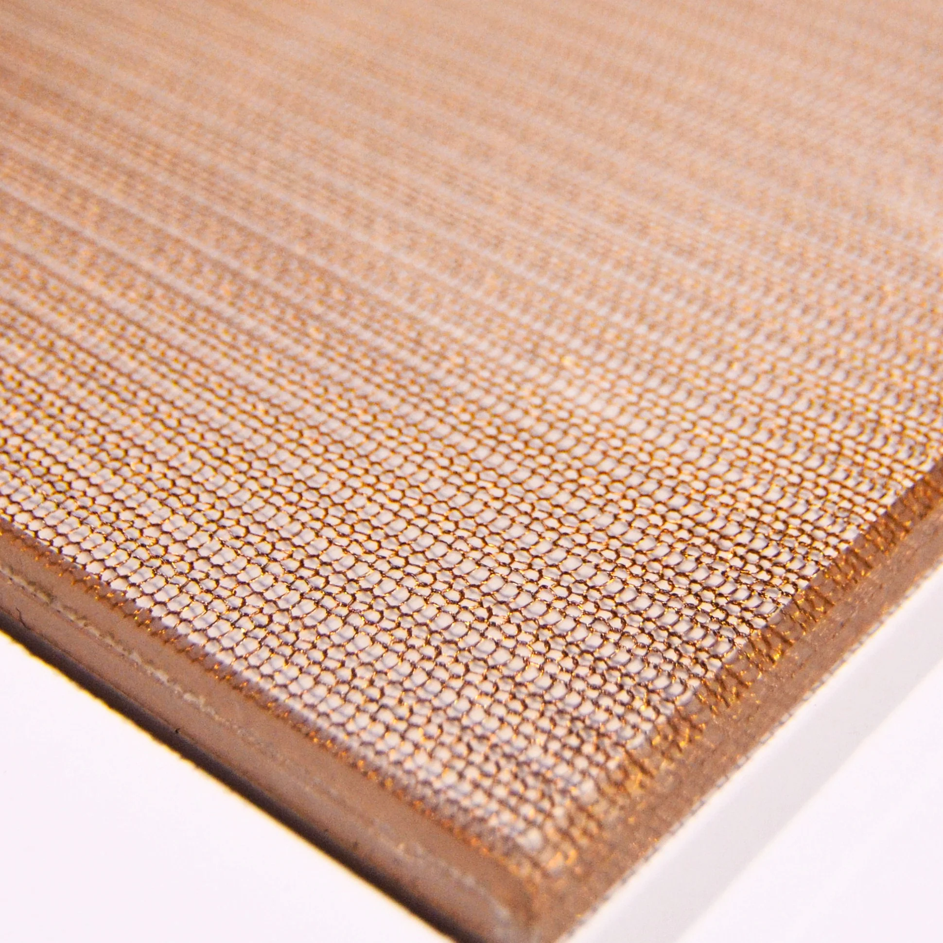 metal mesh lamination, metal mesh glass, metal mesh laminated glass, laminated glass metal mesh, metal mesh lamination services