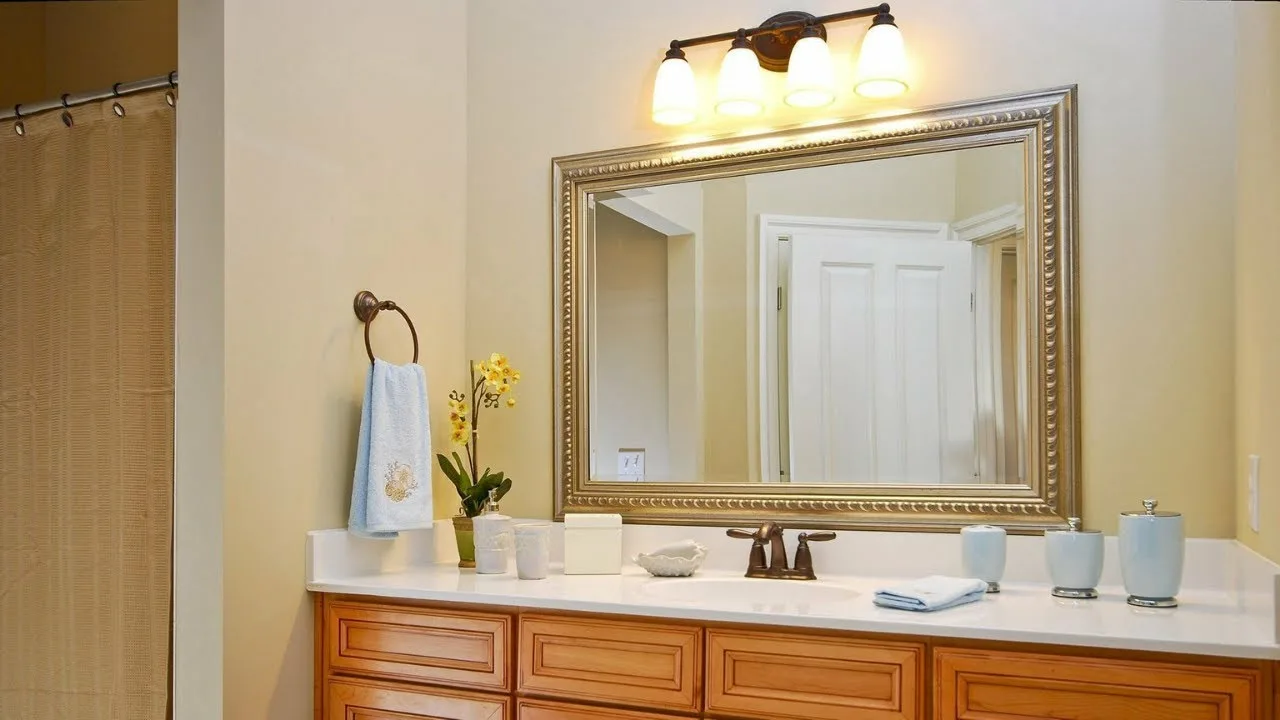 vanity mirrors,bathroom vanity mirrors,vanity wall mirror,bath mirrors,vanity mirror in bathroom
